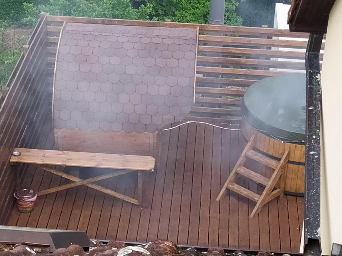 Szilvia Panzió Gyomaendrőd Acomodação com café da manhã Exterior foto
